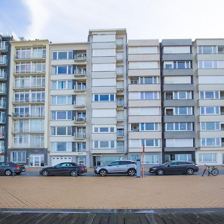 Spacious Apartment With Sea View 奥斯滕德 外观 照片